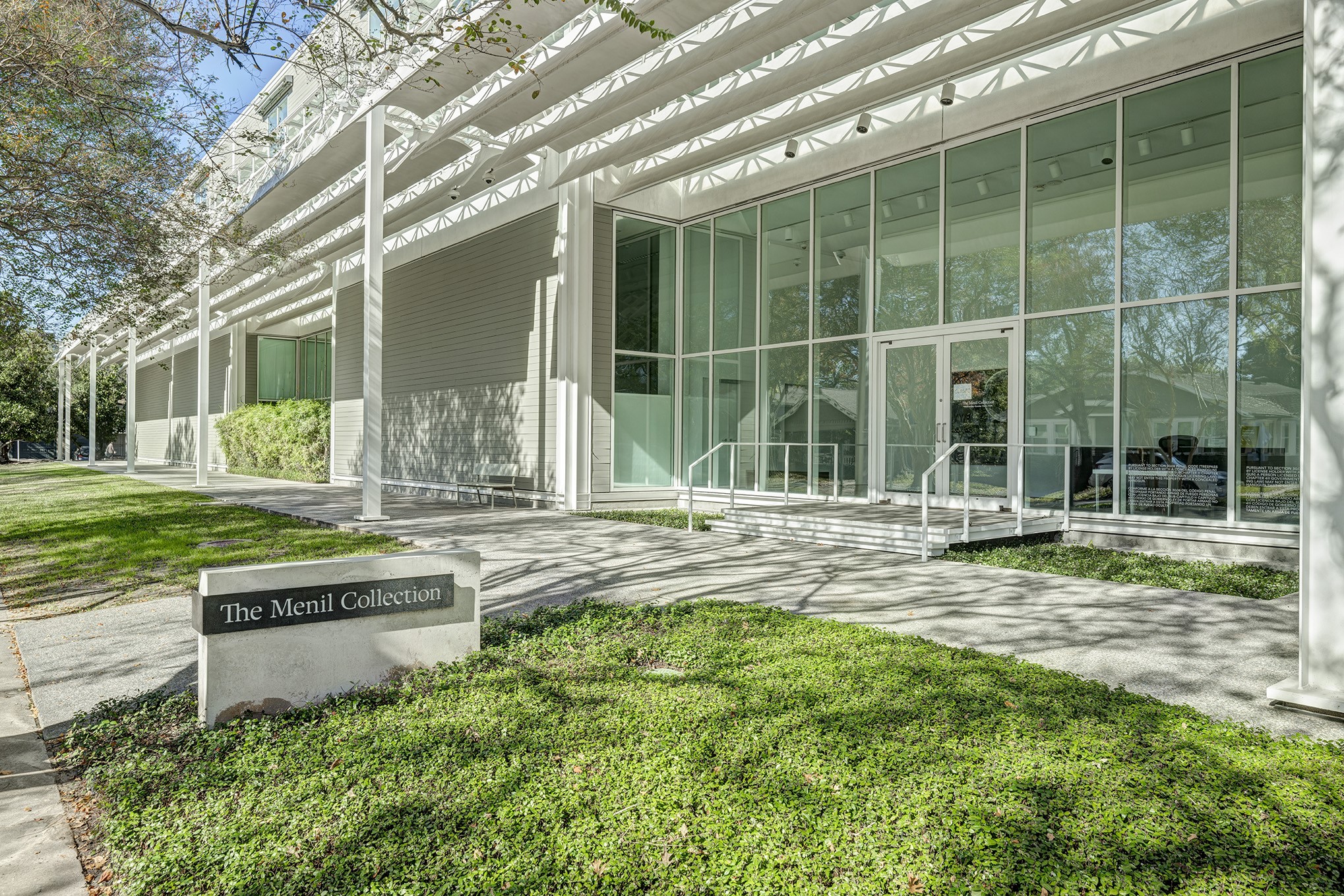 1122 Autrey Street, Unit 5 Houston, TX 77006 - Photo 30 of 32 The renowned Menil Collection is only 0.7 miles away. Founded by the Menil family the free museum houses over 25,000 works from prehistoric to contemporary periods. Located in a beautiful 30 acre tree lined residential campus it is famous for its Surrealist holdings.