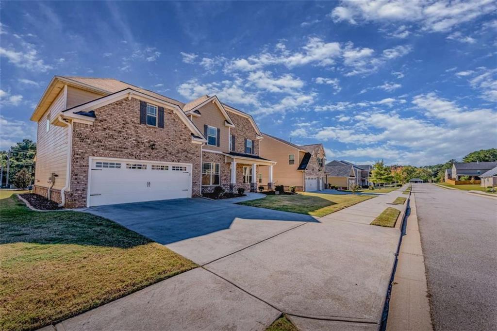 324 Conley Avenue Hampton, GA 30228 - Photo 2 of 59