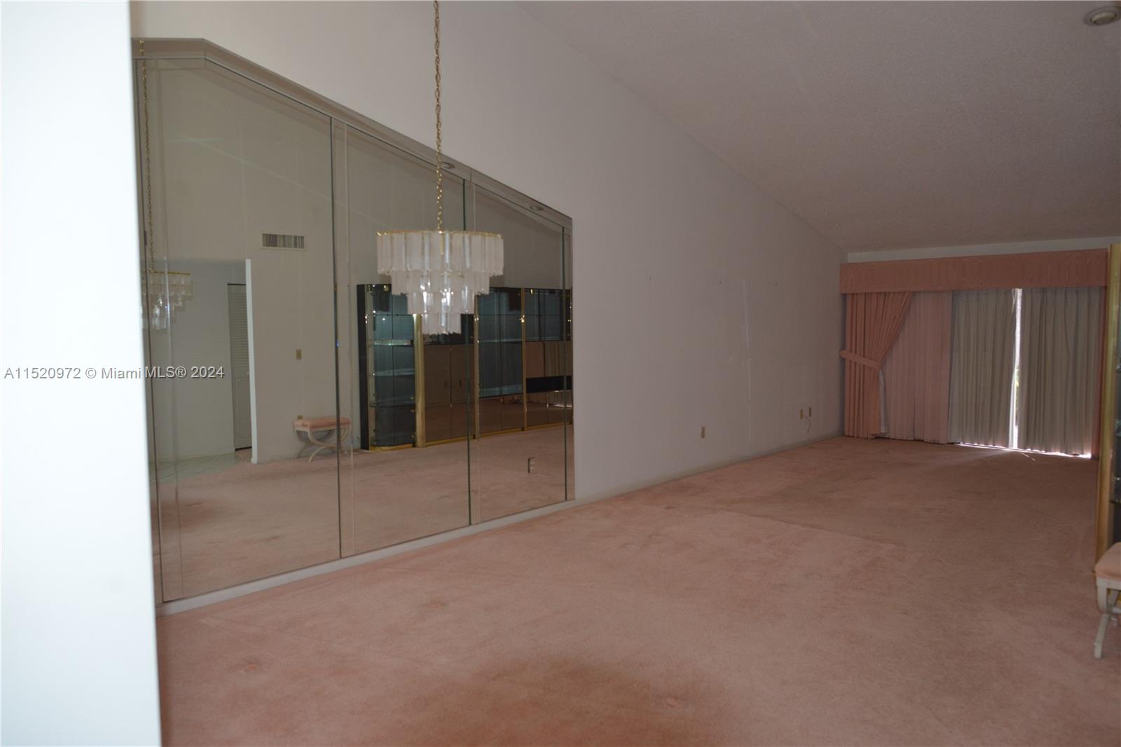 Ives Estates Miami, FL 33179 - Photo 5 of 17