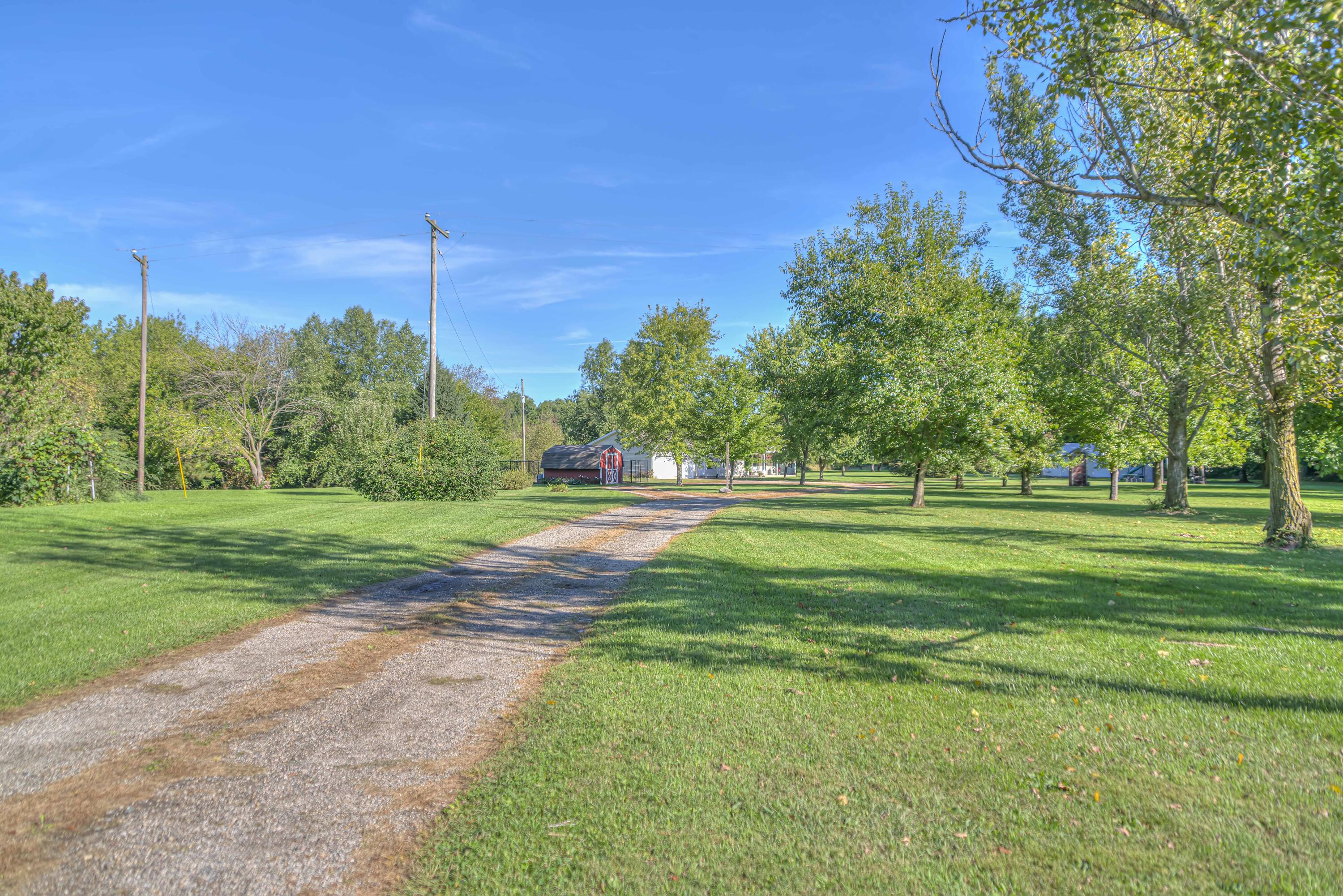 15155 South County Line Road Tekonsha, MI 49092 - Photo 2 of 37 15155 S County Line Rd 01