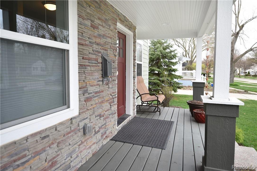 1307 Dorothea Road Berkley, MI 48072 - Photo 3 of 28 Dorothea 1307_10.JPG