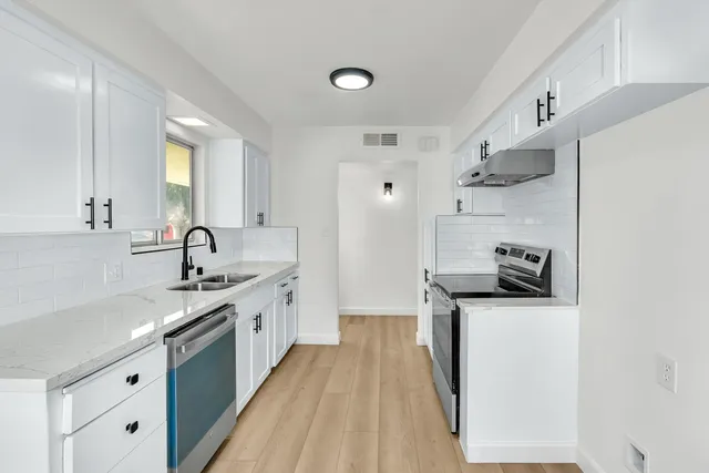 $369,900 | 4891 East Rialto Avenue, Fresno, CA 93726