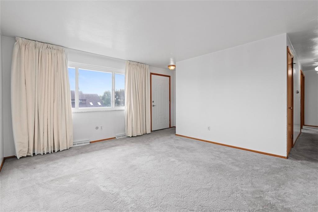 152 Malcolm Pittsburgh, PA 15214 - Photo 12 of 31 an empty room with windows and closet