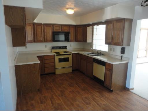 5506 South Lowden Road Oregon, IL 61061 - Photo 2 of 9