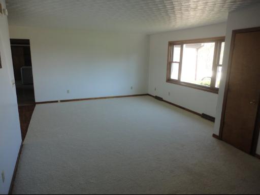 5506 South Lowden Road Oregon, IL 61061 - Photo 4 of 9