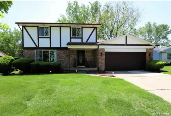 $272,000 | 1014 Birchwood Drive, Flushing, MI 48433