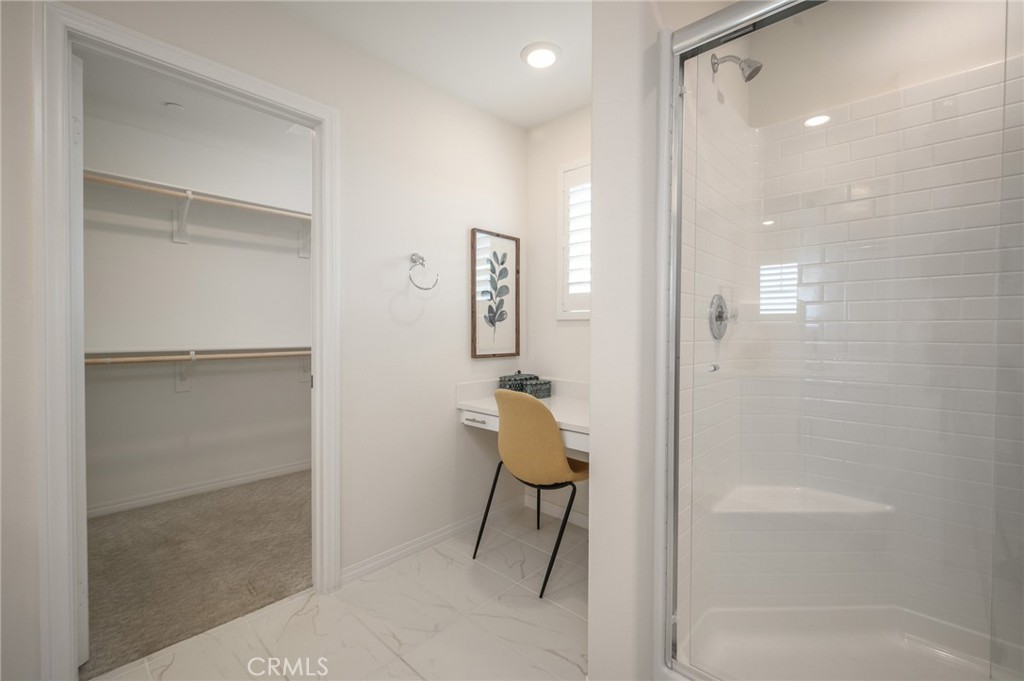 2433 Gunner Ridge Way Rialto, CA 92377 - Photo 12 of 31