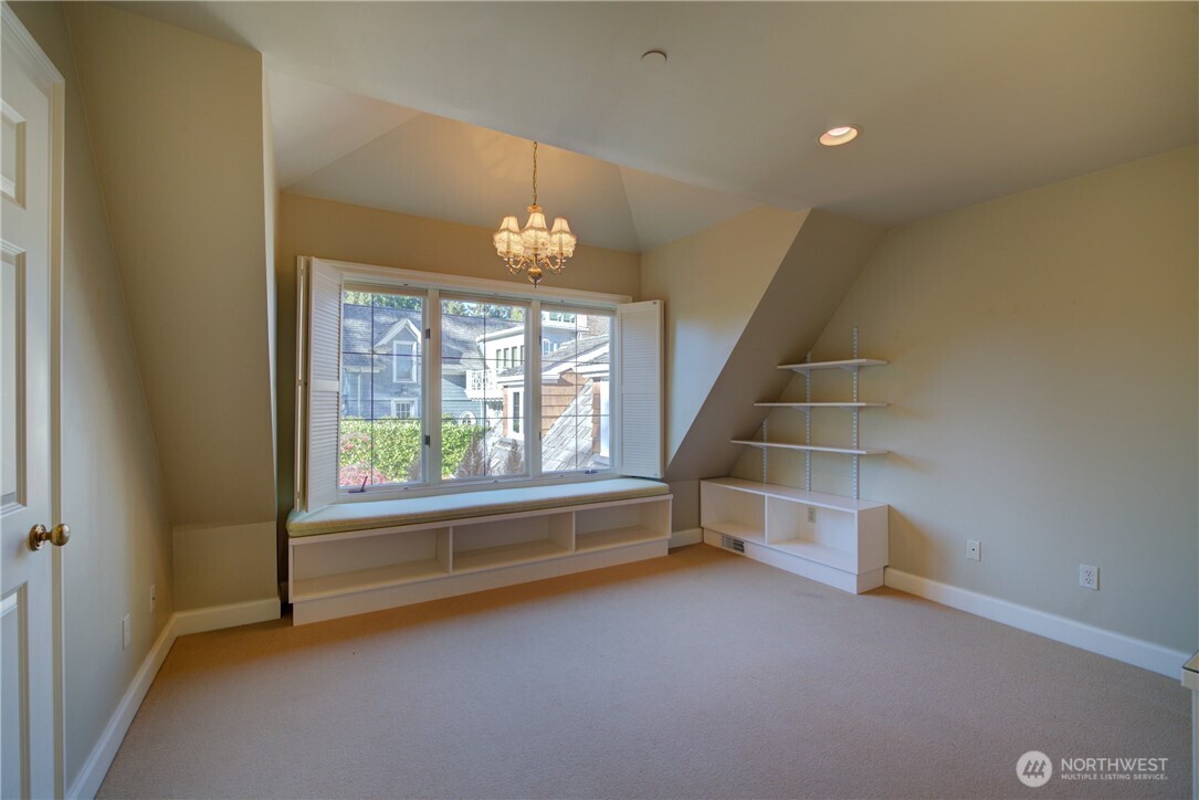 3608 Evergreen Point Road Medina, WA 98039 - Photo 30 of 40 Gallery Image 30