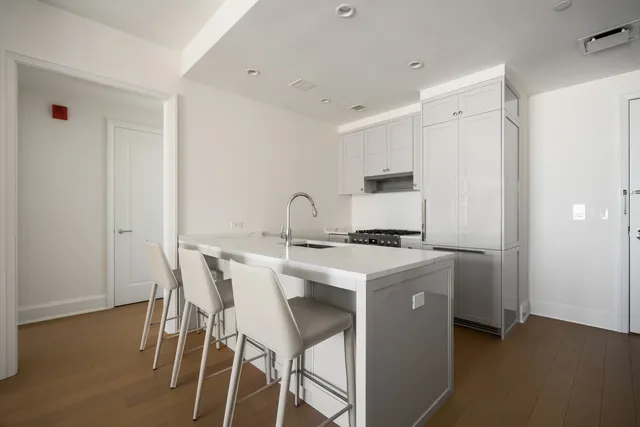 $1,585,000 | 100 Claremont Avenue, Unit 17C | Morningside Heights