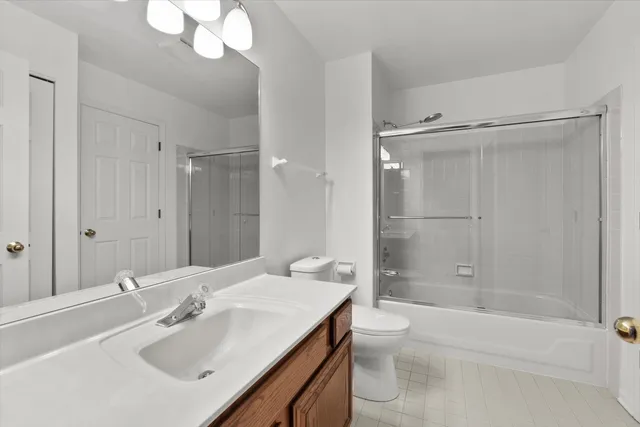 $510,000 | 4260 West Thorndale Avenue, Chicago, IL 60646