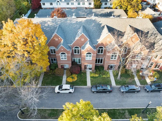 $510,000 | 4260 West Thorndale Avenue, Chicago, IL 60646