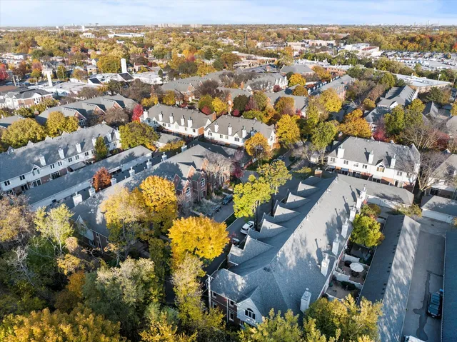 $510,000 | 4260 West Thorndale Avenue, Chicago, IL 60646