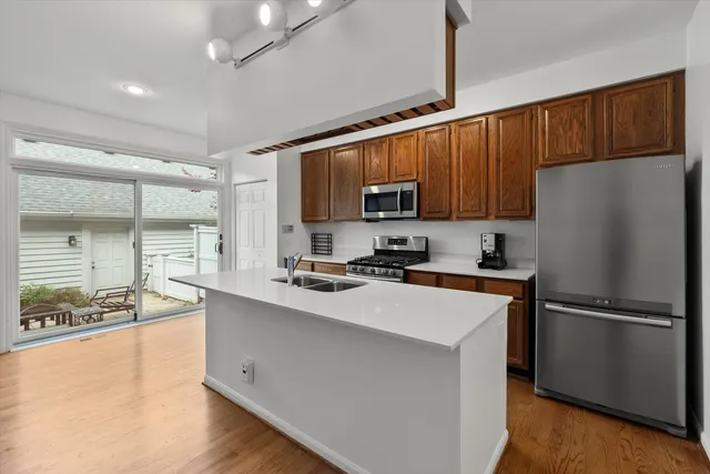 $510,000 | 4260 West Thorndale Avenue, Chicago, IL 60646