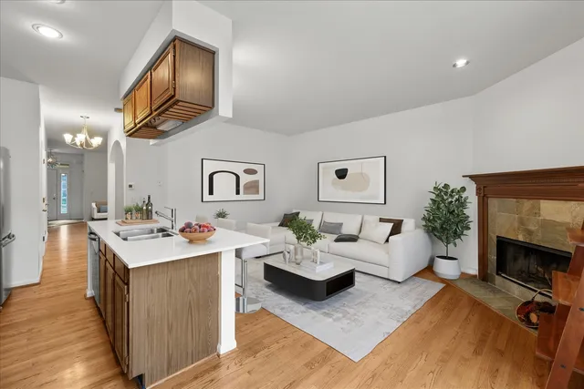 $510,000 | 4260 West Thorndale Avenue, Chicago, IL 60646