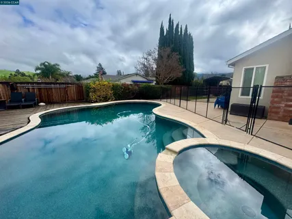 $1,250,000 | 200 Fleming Drive, Clayton, CA 94517