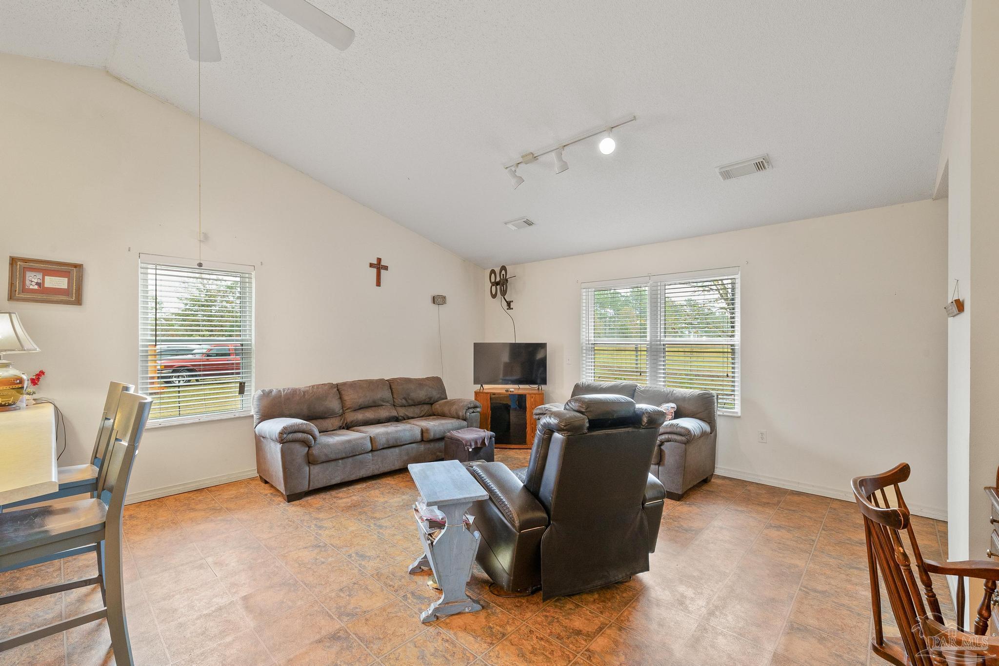 5401 Chestnut Road Molino, FL 32577 - Photo 15 of 50 Gallery Image 15