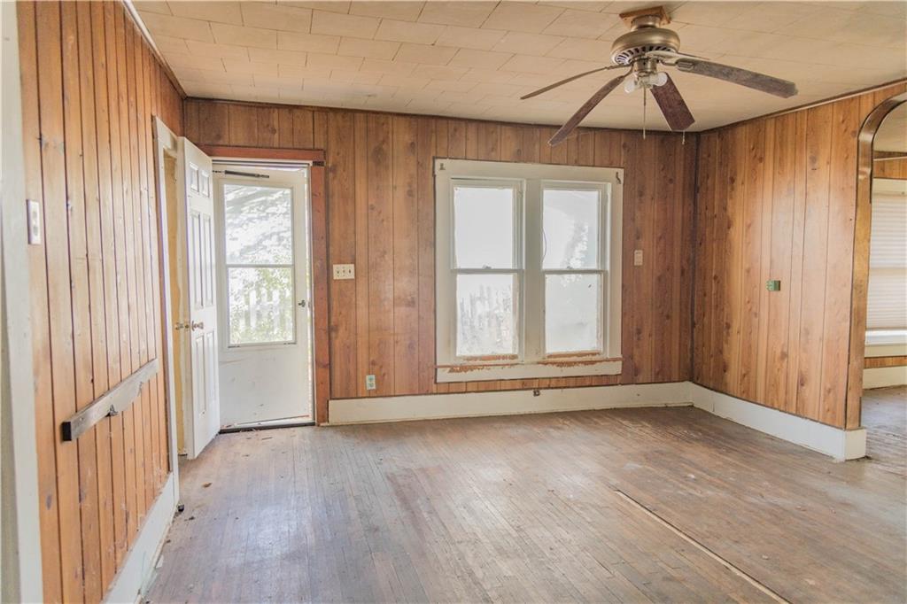 1006 Osage Street Neodesha, KS 66757 - Photo 17 of 56