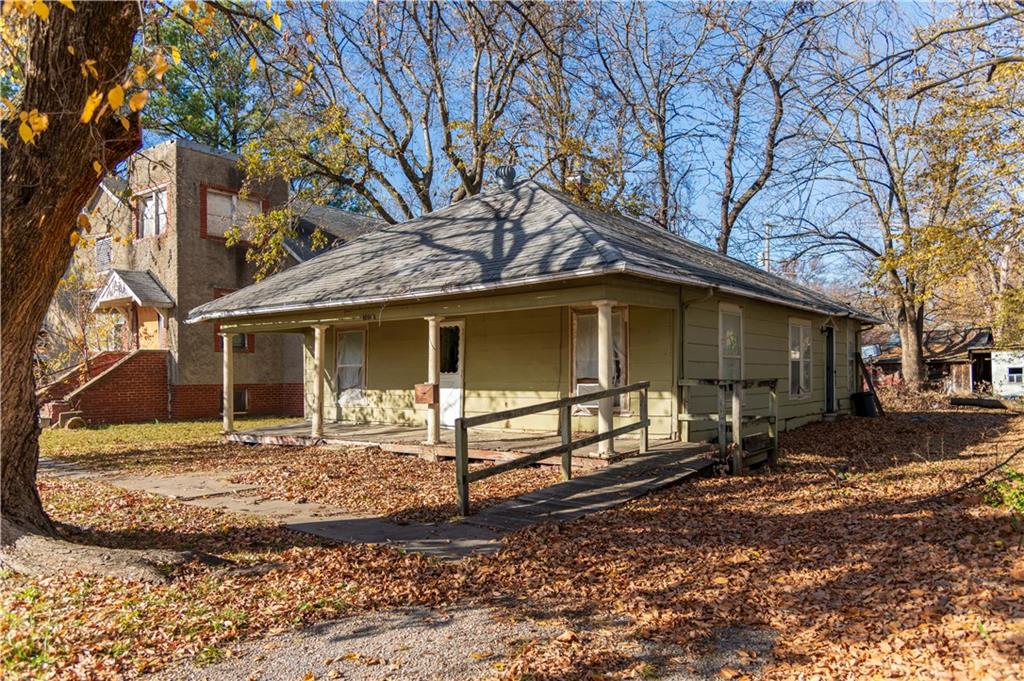 1006 Osage Street Neodesha, KS 66757 - Photo 2 of 56