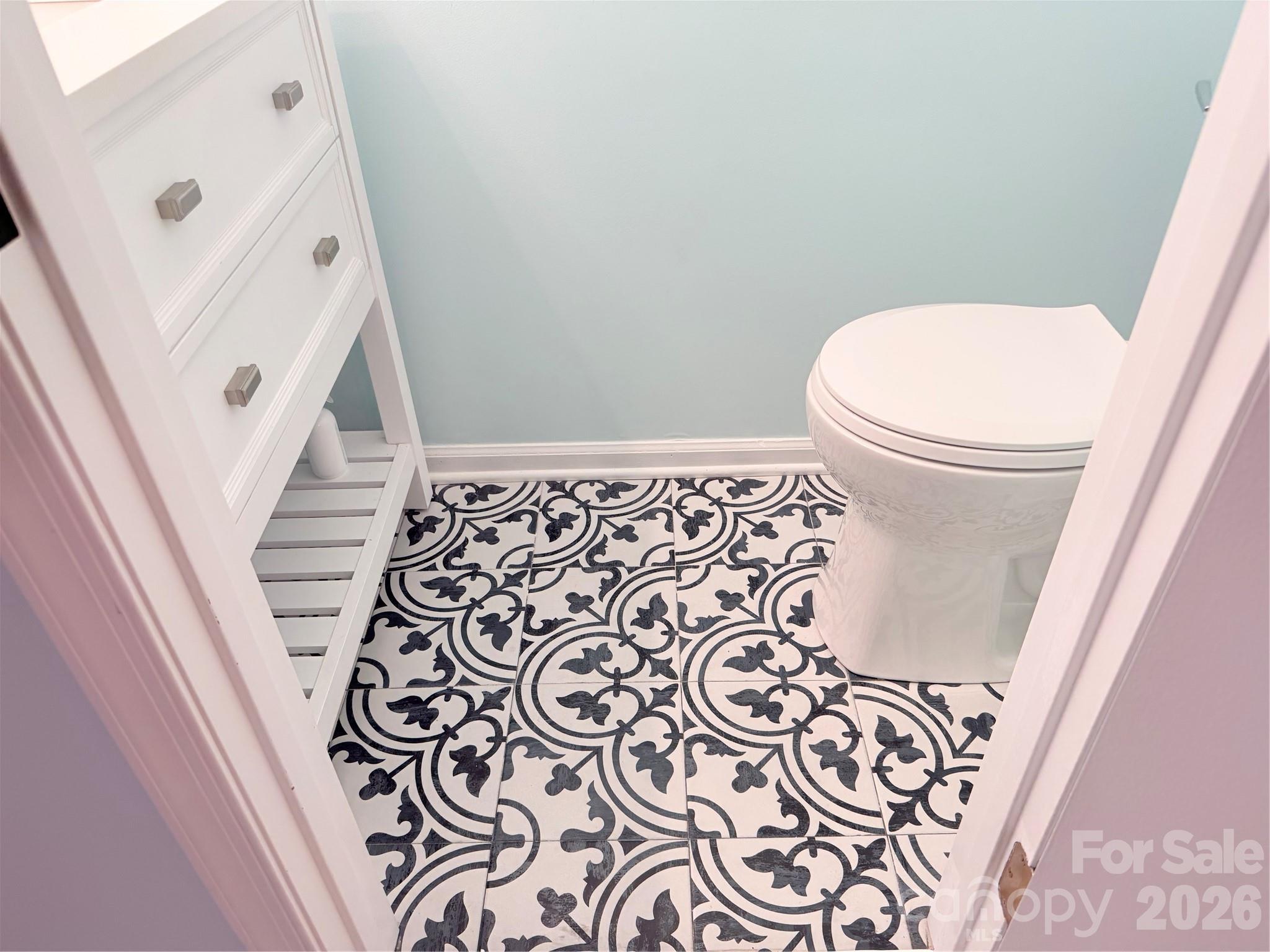 381 James Court, Unit 11 High Point, NC 27265 - Photo 11 of 17