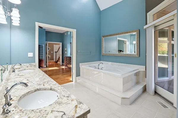 $999,000 | 3913 Sunnycroft Place, West Lafayette, IN 47906