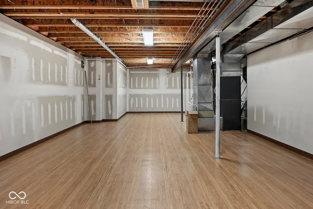 $999,000 | 3913 Sunnycroft Place, West Lafayette, IN 47906