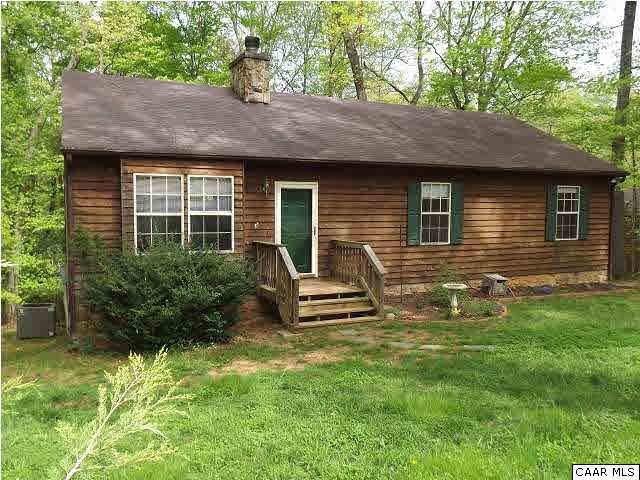 23 Dogleg Road Palmyra, VA 22963 - Photo 2 of 23 a backyard of a house with seating space