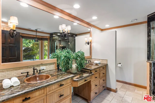 $4,950,000 | 24656 Blue Dane Lane, Malibu, CA 90265