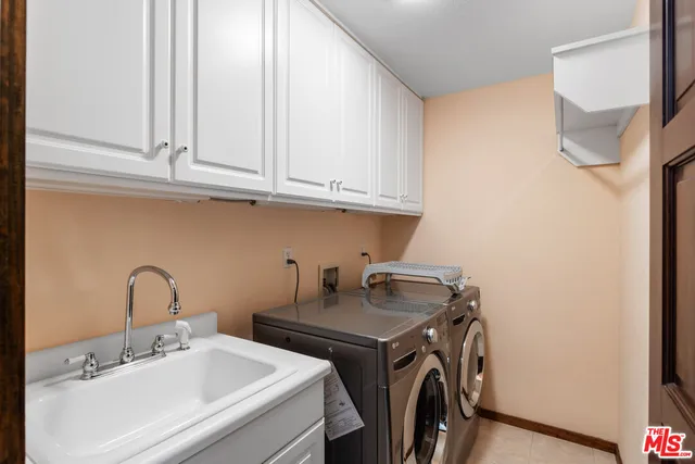 $4,950,000 | 24656 Blue Dane Lane, Malibu, CA 90265