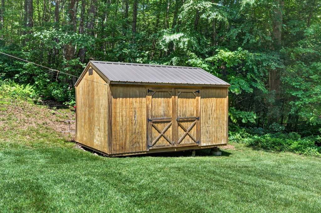 170 Queen Lake Road Phillipston, MA 01331 - Photo 30 of 42 Gallery Image 30