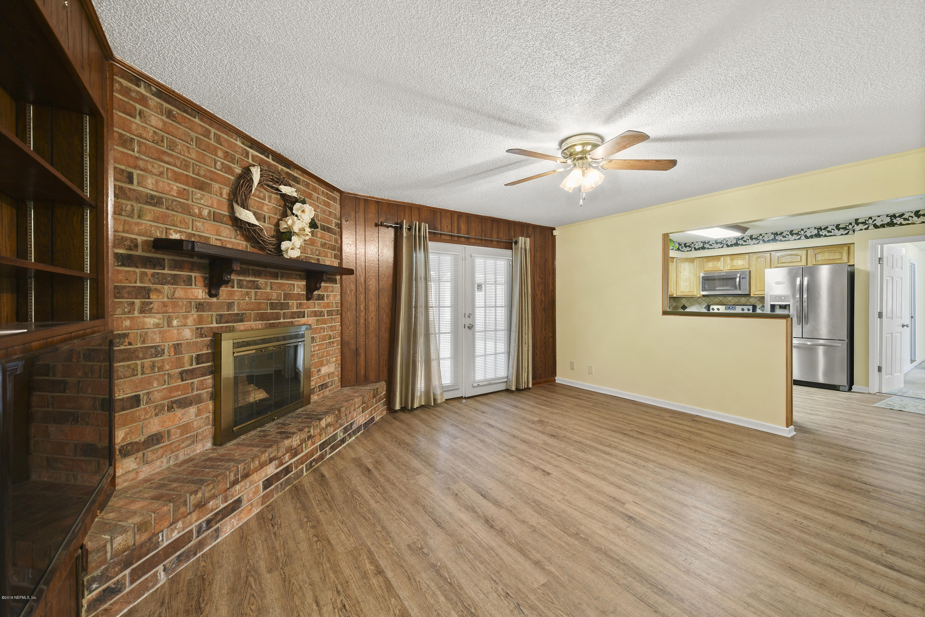 3623 Spring Lake Road Jacksonville, FL 32210 - Photo 11 of 33 Family Room