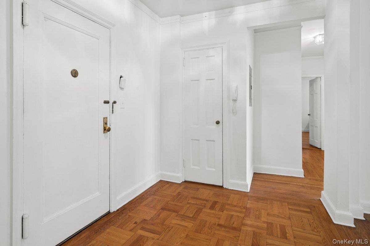 7 Midland Gardens, Unit 1M Bronxville, NY 10708 - Photo 10 of 23