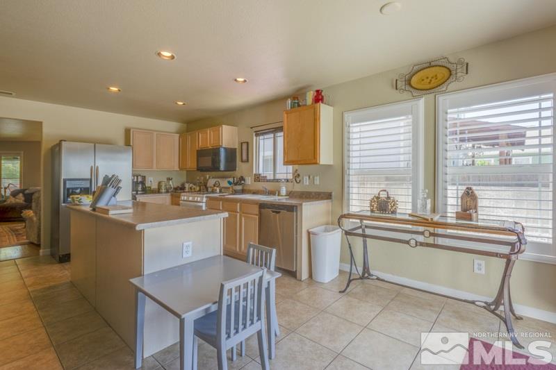 7857 Welsh Drive Reno, NV 89506 - Photo 5 of 16 Photo 5