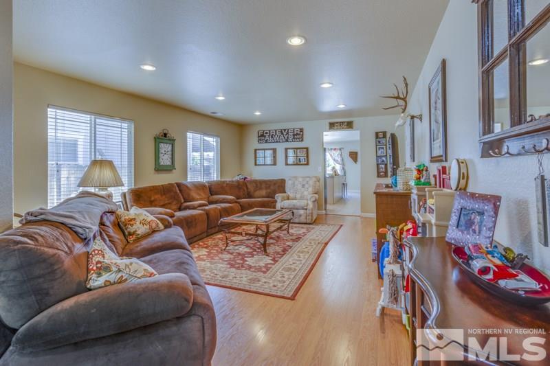7857 Welsh Drive Reno, NV 89506 - Photo 10 of 16 Photo 10