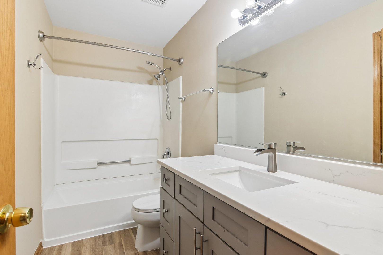 3193 Ketch Court Aurora, IL 60503 - Photo 18 of 34