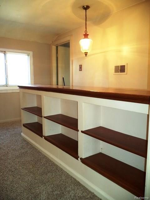 1582 Hawthorne Road Grosse Pointe, MI 48236 - Photo 22 of 36 Hawthorne-1582 (7).jpg