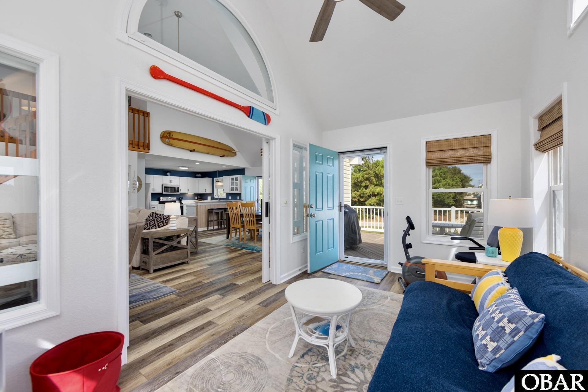 305 Oak Run, Unit 1 Kitty Hawk, NC 27949 - Photo 15 of 49 Precious Sun Porch/Den