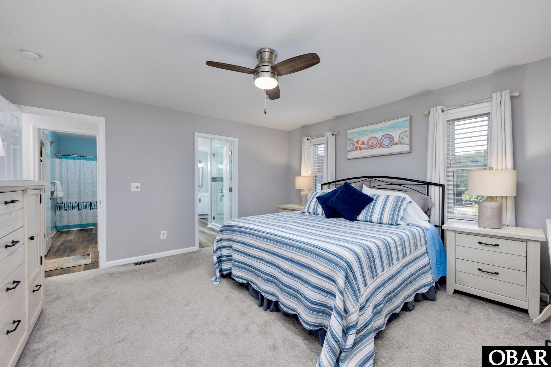 305 Oak Run, Unit 1 Kitty Hawk, NC 27949 - Photo 20 of 49 Large Primary Suite