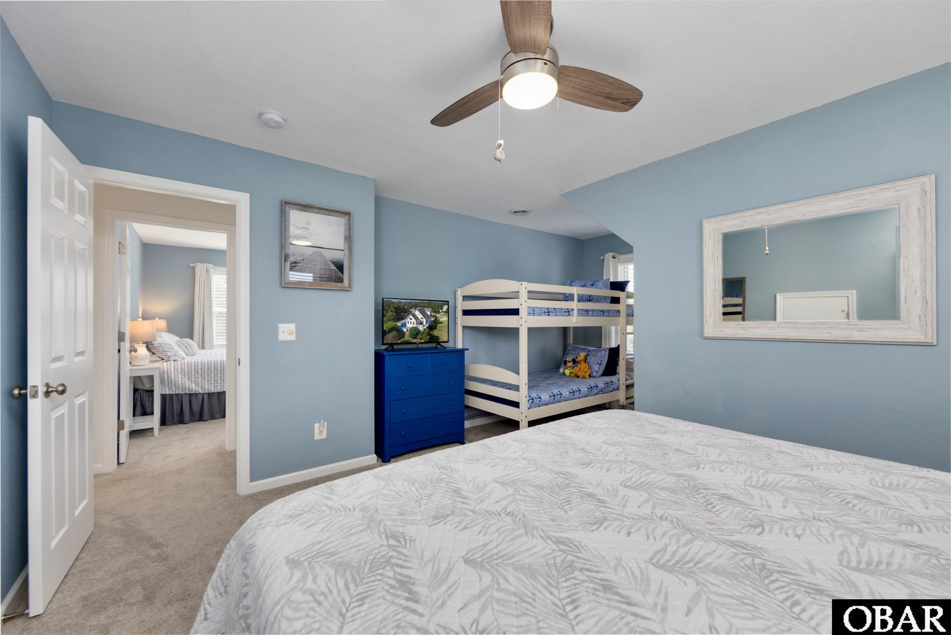 305 Oak Run, Unit 1 Kitty Hawk, NC 27949 - Photo 28 of 49 King Bunkset