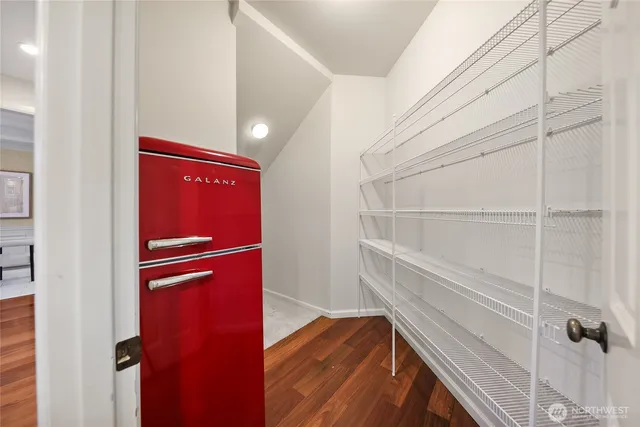 $1,999,000 | 5810 Mont Blanc Place Northwest, Issaquah, WA 98027