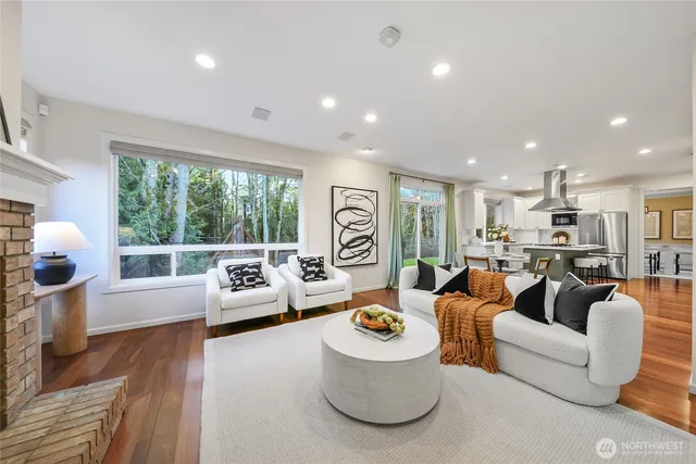 $1,999,000 | 5810 Mont Blanc Place Northwest, Issaquah, WA 98027