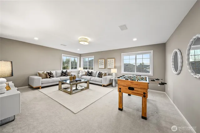 $1,999,000 | 5810 Mont Blanc Place Northwest, Issaquah, WA 98027