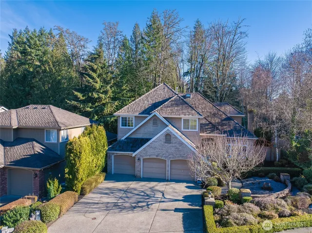$1,999,000 | 5810 Mont Blanc Place Northwest, Issaquah, WA 98027