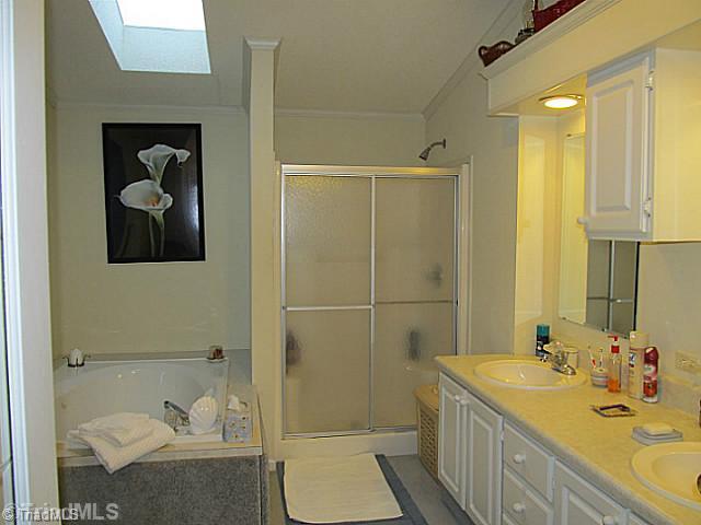 5007 George Miles Road Burlington, NC 27217 - Photo 8 of 15 Master Bath/Spa.