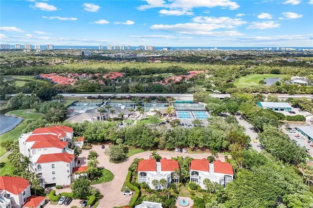 $725,000 | 1550 Clermont Drive, Unit E101, Naples, FL 34109