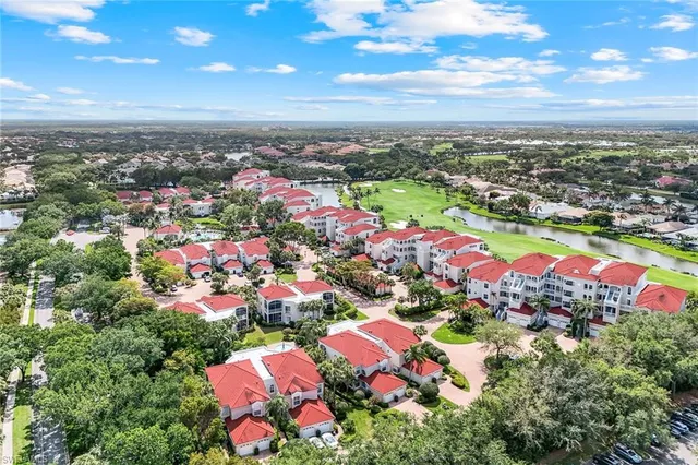 $725,000 | 1550 Clermont Drive, Unit E101, Naples, FL 34109