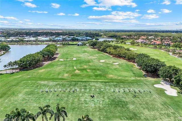 $725,000 | 1550 Clermont Drive, Unit E101, Naples, FL 34109