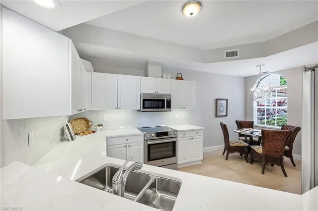 $725,000 | 1550 Clermont Drive, Unit E101, Naples, FL 34109