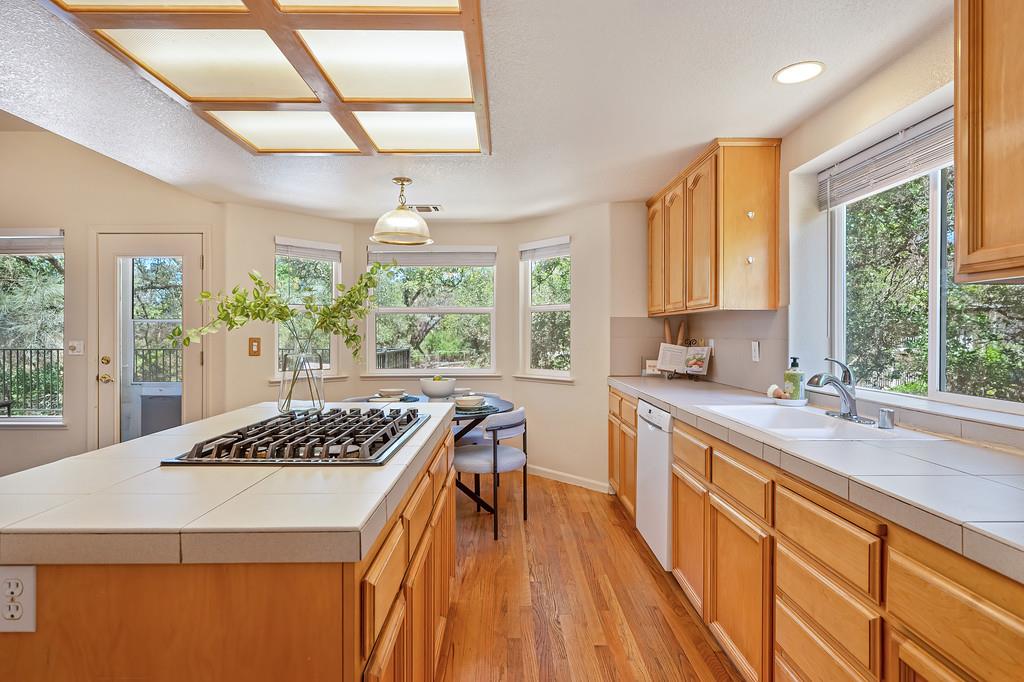 10767 Joeger Road Auburn, CA 95602 - Photo 16 of 96