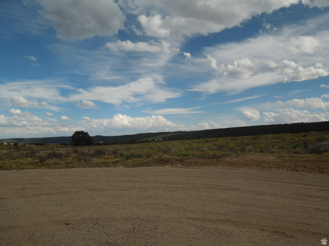 80 Stone Road South, Unit 5 La Sal, UT 84530 - Photo 2 of 3 Mountain view featuring rural landscape