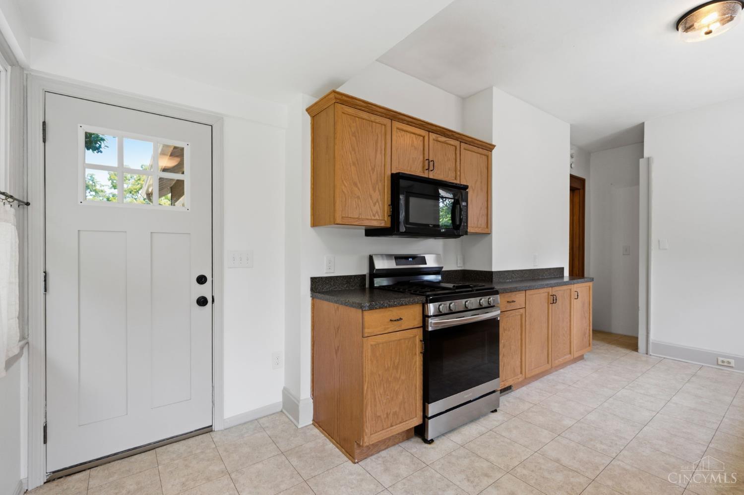 4449 Foley Road Cincinnati, OH 45238 - Photo 14 of 43 Gallery Image 14